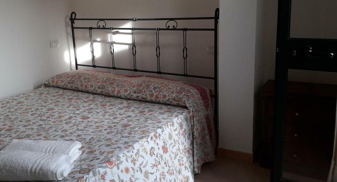 Agriturismo La Tuva Villa Padru Esterno foto
